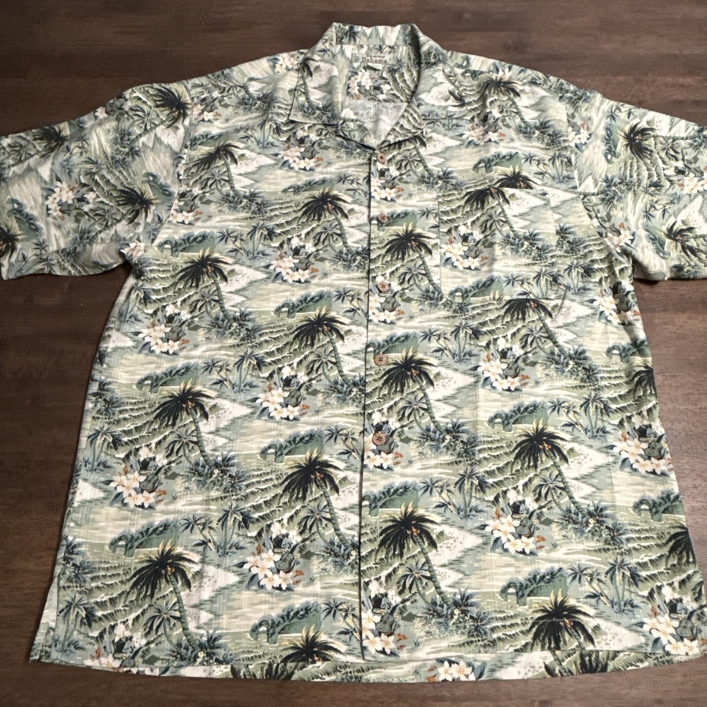 Tommy Bahama 100% Silk Casual Button Down Shirt Hawaiian Tropical Size Large